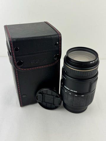 Sigma Macro 70-300mm Auto Focus for Minolta Cameralens, Nieuw