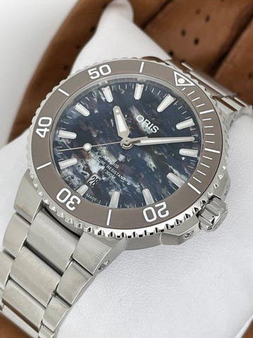 Oris - Aquis Date Upcycle Automatic - Zonder minimumprijs -, Nieuw