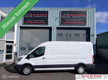 Zakelijke lease - Ford Transit 2.0 TDCI 3 x Lang Ambiente, Gebruikt, Euro 6, Wit, Parkeerassistent