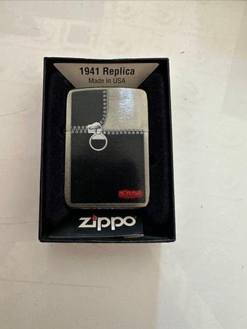 Zippo - Aansteker - IJzer (gegoten/gesmeed), Nieuw