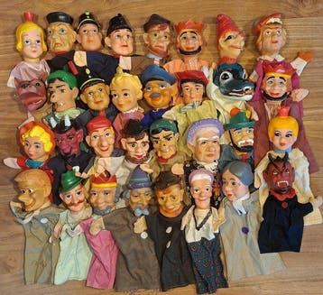 32 poppenkastpoppen - Speelgoed