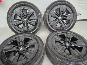 BMW X3 G01 G45 iX3 X4 G02 842 19inch Winterbanden Deep Black, Auto-onderdelen, Banden en Velgen, 19 inch, 245 mm, Banden en Velgen