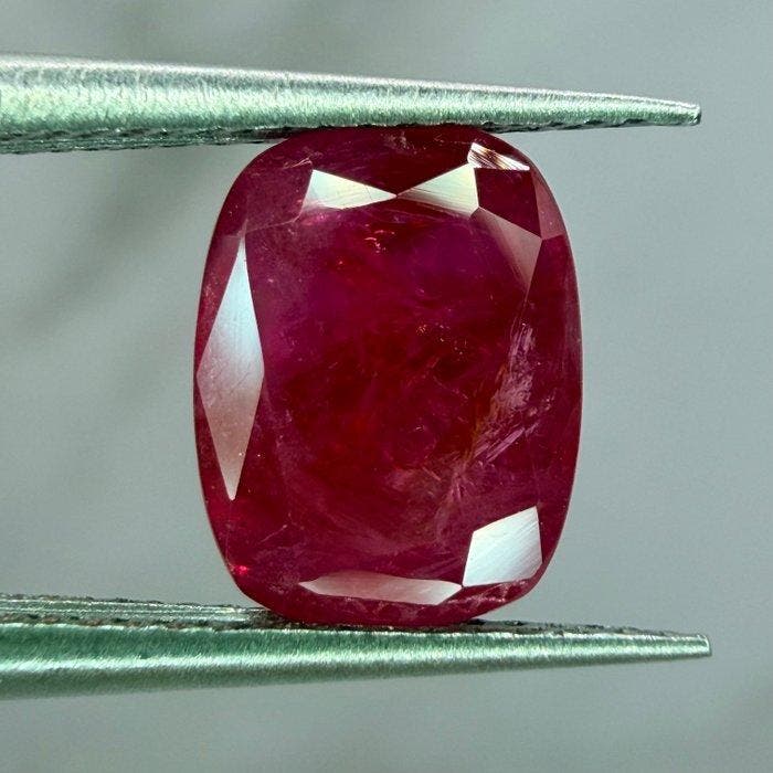 Zonder minimumprijs - 1 pcs Rood, Paars Robijn - 2.22 ct -, Sieraden, Tassen en Uiterlijk, Edelstenen