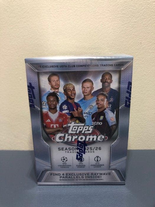 2025/26 Topps Chrome Lionel Messi Sealed box - 1 Sealed box, Verzamelen, Stickers