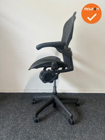 Herman Miller - Aeron - C - zwart voetkruis - Met Lumbar, Werkplek, Ophalen of Verzenden, Gebruikt, Stoel