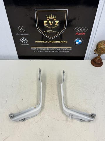 VW Caddy iii bj.2015 spatbordsteun rechts en links, Gebruikt, Links, Volkswagen, Spatbord