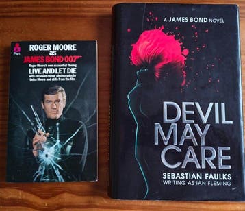 Roger Moore - Live and Let Die. First edition, First Print.