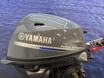 Yamaha 25 pk | Nieuwstaat! | 1e eigenaar, 10 tot 30 pk, Viertaktmotor, Ophalen of Verzenden, Zo goed als nieuw