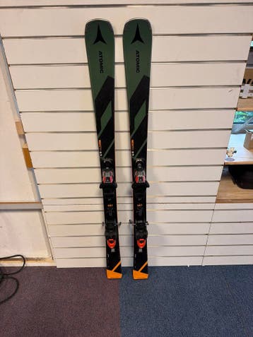 Atomic Redster Q Ti - 147 cm cm-154, Gebruikt, Ophalen of Verzenden, Carve, Atomic