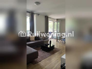 Flat in Amersfoort, 2 kamers, 75 m², €695 huur (Utrecht), Huizen en Kamers, Utrecht