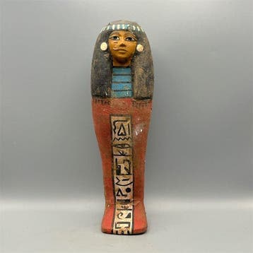 Replica van het oude Egyptische Grote houten vrouwelijke