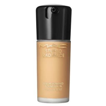 MAC Cosmetics - Studio Radiance Serum Foundation - NC25, Ophalen of Verzenden, Nieuw, Gehele gezicht, Make-up