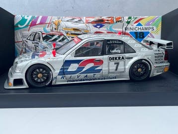 Minichamps, UT 1:18 - Model raceauto - Mercedes C klasse DTM, Nieuw