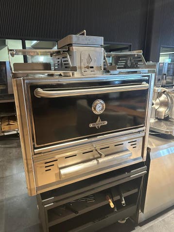 Roaster Houtskooloven professioneel vergelijkbaar met Josper, Nieuw in verpakking, Ovens, Magnetrons en Steamers