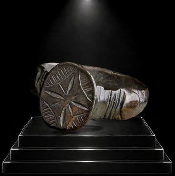Middeleeuwen, kruisvaardersperiode Brons Ring met