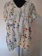 M&S Mode T-shirt met Bloemenprint, M&S mode, Zo goed als nieuw, Maat 46/48 (XL) of groter, Wit