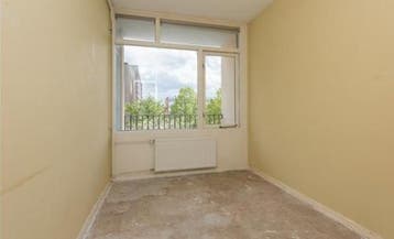 Te Huur Kamer Herman Bavinckstraat In Rotterdam, Huizen en Kamers, Minder dan 20 m², Rotterdam
