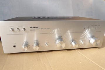 Rotel - RA-300 Solid state geïntegreerde versterker, Nieuw