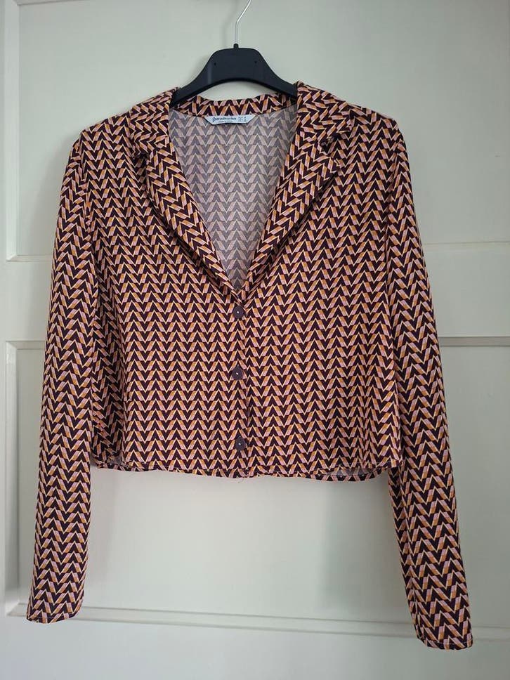 Stradivarius Cropped Blouse met Zigzag Print, Kleding | Dames, Tops, Oranje, Maat 36 (S), Zo goed als nieuw, Lange mouw