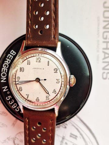 Junghans - J 80 with Military Case Stoßgeschutz - Zonder, Sieraden, Tassen en Uiterlijk, Horloges | Heren, Nieuw