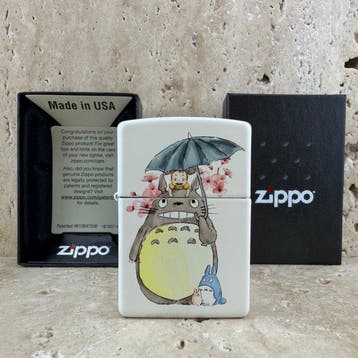 Zippo - Totoro Inspired Anime Design – Sakura & Umbrella, Nieuw