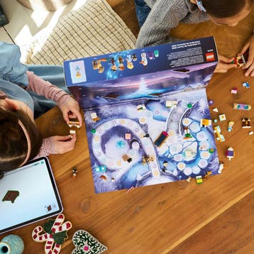 LEGO Disney Frozen Adventskalender 2025 Bouwpakket - 43273, Ophalen of Verzenden, Zo goed als nieuw, Lego