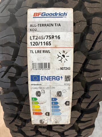 1x NIEUWE BFGoodrich All-Terrain T/A KO2 245/75 R16, Auto-onderdelen, Ophalen, 245 mm, 16 inch, Nieuw