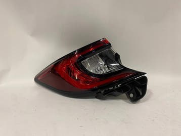 Toyota Corolla E21 22-24 Lift Hatchback linker achterlicht L, Verzenden, Gebruikt