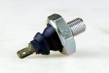 Oliedruk schakelaar Volvo 850 S70, V70, S80, Auto-onderdelen, Ophalen of Verzenden, Nieuw