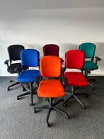 Refurbished Ahrend 230 bureaustoelen, nieuw gestoffeerd, Ophalen of Verzenden, Ergonomisch, Zo goed als nieuw, Bureaustoel