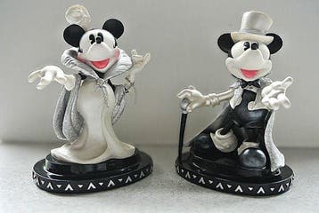 Enesco Corporation - Beeldje - Steppin Out With My Baby! -, Verzamelen, Disney, Nieuw
