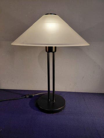 Hustadt-Leuchten - Tafellamp - Metaal, Opaline glas -