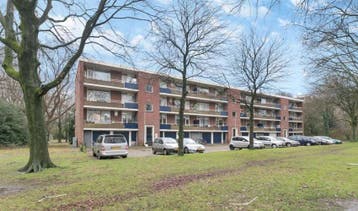 Te Huur 3 Kamer Appartement Azuurweg In Tilburg, Tilburg, Noord-Brabant, Direct bij eigenaar, Appartement