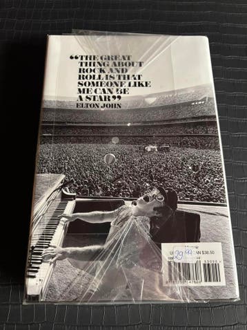 Boek Elton John - Me Elton John, Ophalen of Verzenden, Nieuw, Artiest, Elton John