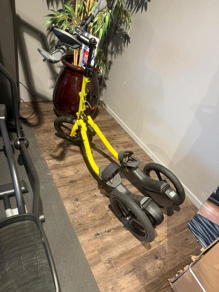 Me-Mover Speed Ultra - Geel, Fietsen en Brommers, Steps, Nieuw, Overige typen, Ophalen of Verzenden