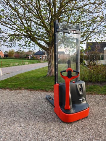 Compacte Linde L 10 Stapelaar 1000 kg  2 meter hefhoogte, Verzenden, Gebruikt