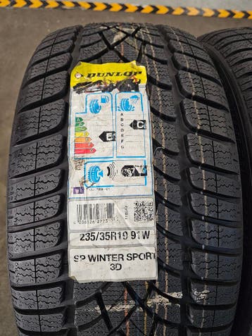 235/35/19 91W DUNLOP WINTERBANDEN NIEUW MEGA ACTIE !, Auto-onderdelen, Nieuw, Winterbanden, 235 mm, Band(en)