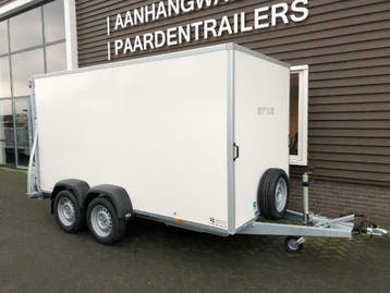 Aktiemodellen Sirius Gesloten aanhangwagens!, Nieuw