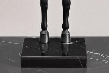 Tafellamp BLACK BEAUTY 75 cm paardsculptuur zwart goud -, Ophalen of Verzenden, Nieuw