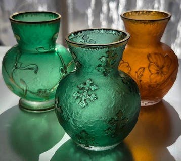 Daum Frères - Vaas (3) - Glas - 3 Art Nouveau vazen, Antiek en Kunst