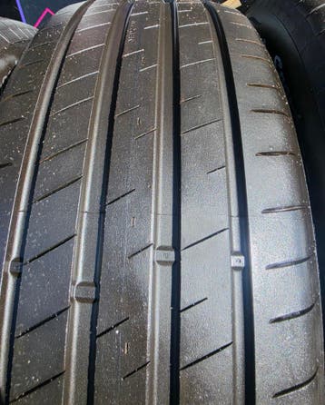 235/60r20 108H Nexen Nfera Sport Su2 extra load, Ophalen, Gebruikt, 235 mm, Band(en)