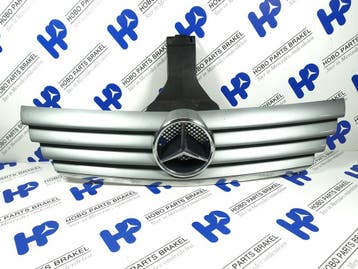 Grille C-klasse w203 Sportcoupe., Ophalen of Verzenden, Gebruikt, Mercedes-Benz