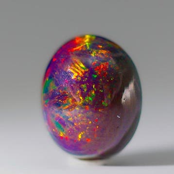 Prachtige BLACK OPAL-edelsteen • 2,70 ct • Ongekend