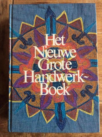 Het nieuwe grote handwerkboek 9789025271855 Jaartsveld Penn, Boeken, Verzenden, Gelezen, Jaartsveld Penn