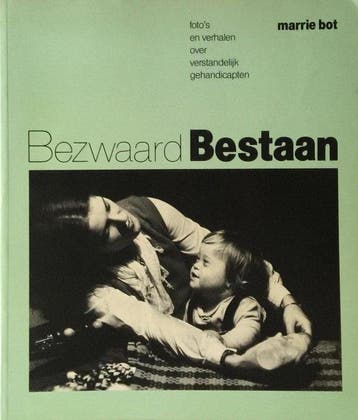 Bezwaard bestaan 9789080006645 Bot, Verzenden, Gelezen, Bot