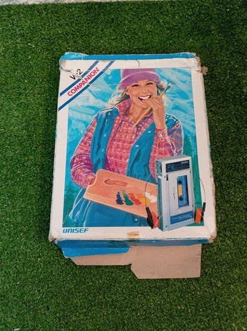 Unisef - V-2 Draagbare cassettespeler, Nieuw