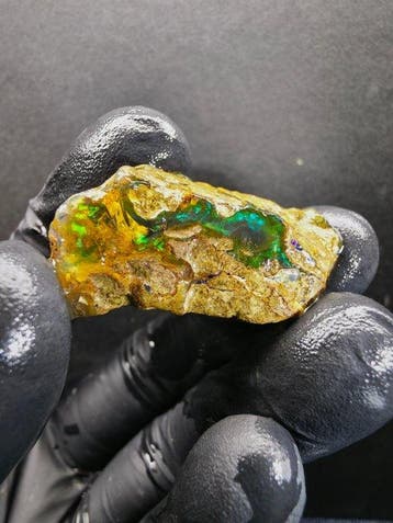 62ct Crystal Opal Specimen Ruw- 12.5 g