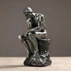 Decoratief ornament - Contemplatieve figuursculptuur –