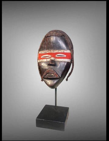 Masker dan met sokkel op maat - Dan-masker van hoge, Antiek en Kunst