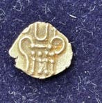 . India, Zuid-India (Historische Koninkrijken) Gold Fanam, Postzegels en Munten, Munten | Azië